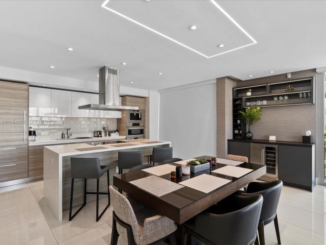 Apartment for sale  Unit #4-807 - photo 7427317