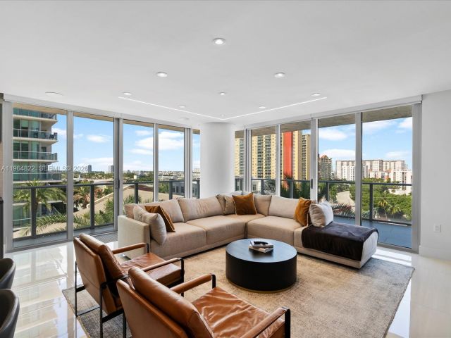 Apartment for sale  Unit #4-807 - photo 7427318