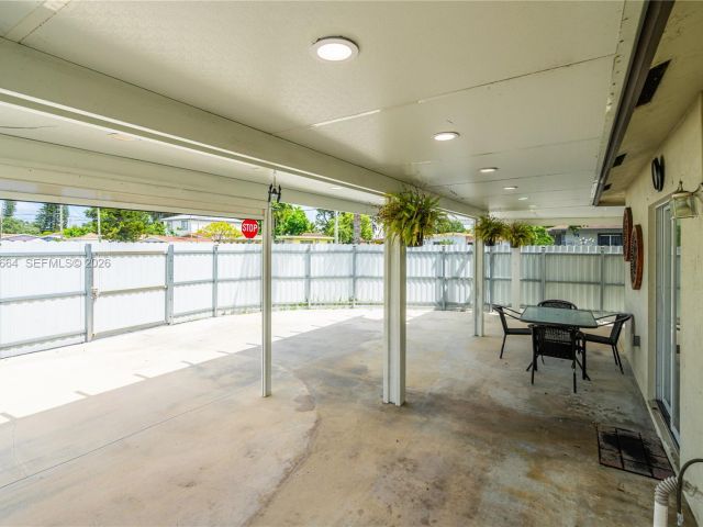 3-bedroom home for rent in Miami - 3175 NW 43rd St - MondialRealty
