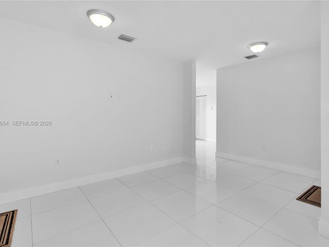 3-bedroom home for rent in Miami - 3175 NW 43rd St - MondialRealty