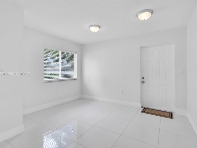 3-bedroom home for rent in Miami - 3175 NW 43rd St - MondialRealty