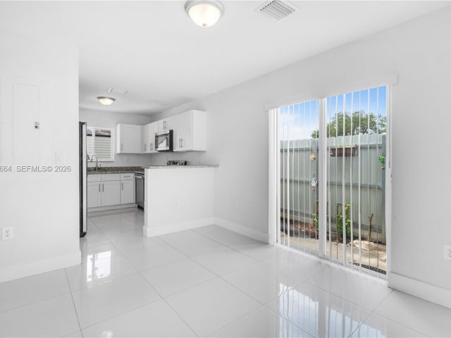 3-bedroom home for rent in Miami - 3175 NW 43rd St - MondialRealty