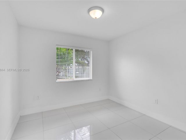 3-bedroom home for rent in Miami - 3175 NW 43rd St - MondialRealty