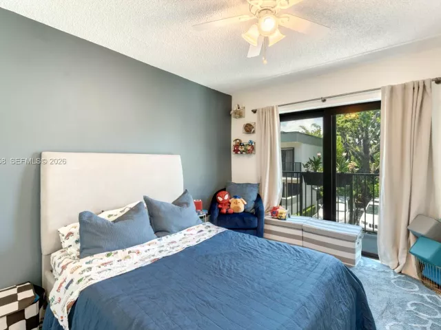 2-bedroom home for sale in Miami - 3214 W Trade Ave III-5 - MondialRealty