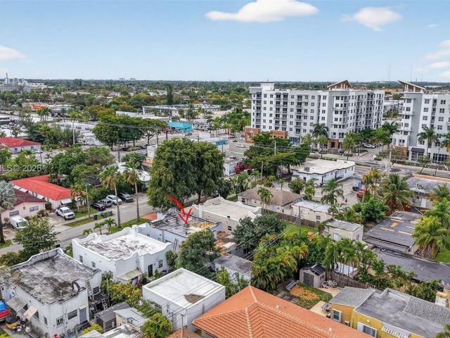 Home for sale at 623 NE 4th St - photo 7426765