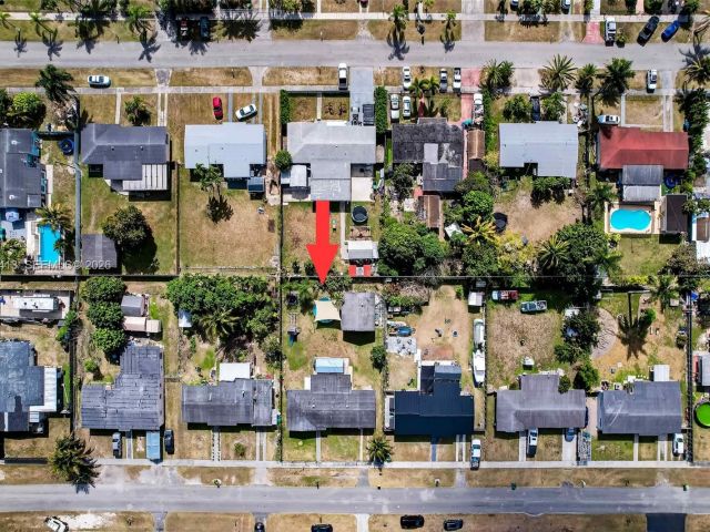 Home for sale at 1630 NW 10th St - photo 7460800