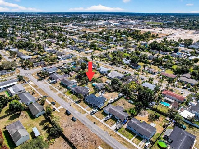 Home for sale at 1630 NW 10th St - photo 7460804