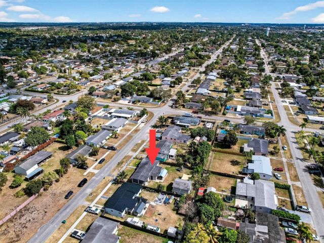 Home for sale at 1630 NW 10th St - photo 7460806