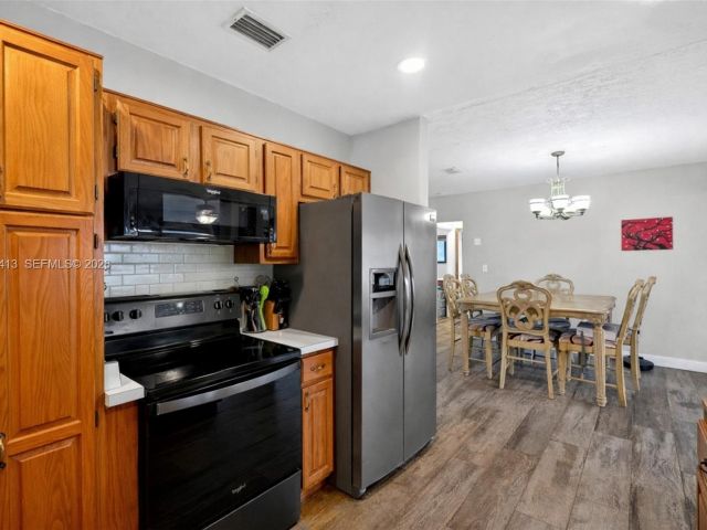 Home for sale at 1630 NW 10th St - photo 7460811