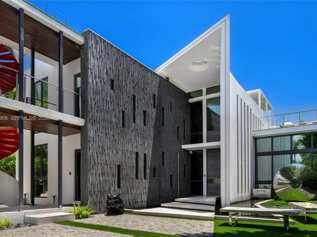 Home for rent at 528 Lakeview Ct - photo 7469314