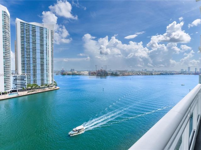 Apartment for sale  Unit #1101 - photo 7429434