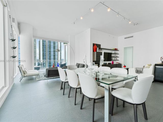 Apartment for sale  Unit #1101 - photo 7429437