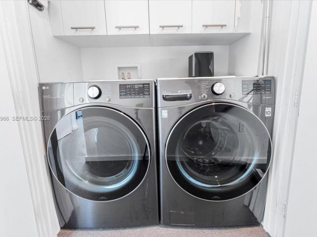 Apartment for sale  Unit #1101 - photo 7429444