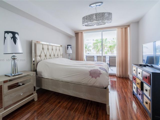 Apartment for rent  Unit #303 - photo 7442238