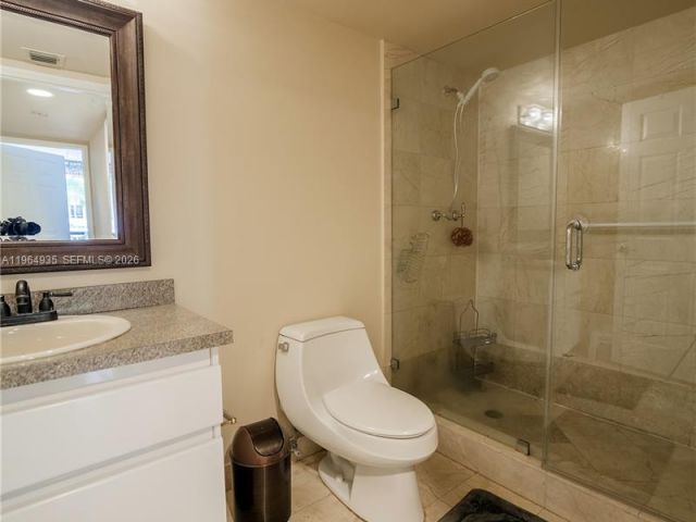 Apartment for rent  Unit #303 - photo 7442242