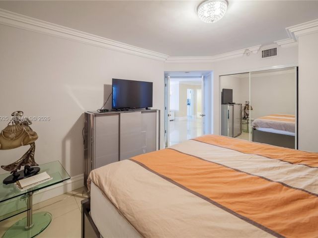 Apartment for rent  Unit #303 - photo 7442246