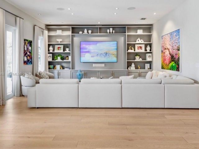 Home for rent at 745 NE 77th St - photo 7428193