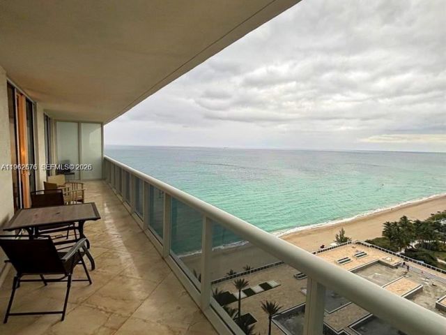 Apartment for rent  Unit #2004 - photo 7499204