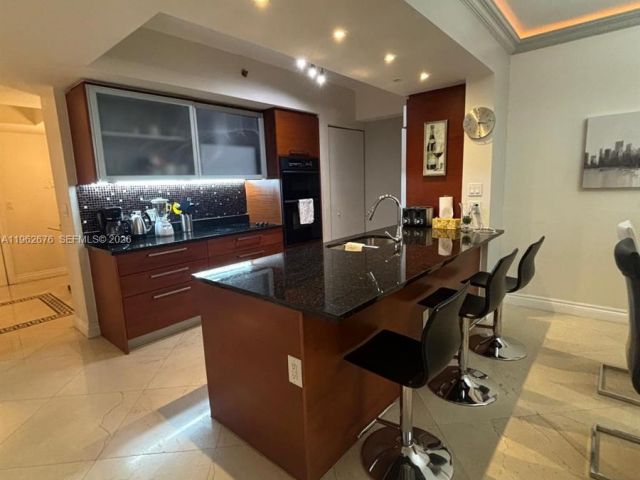 Apartment for rent  Unit #2004 - photo 7499209