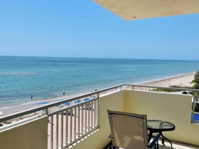 Apartment for rent  Unit #408 - photo 7428372