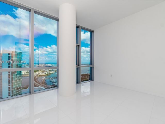 Apartment for rent  Unit #4911 - photo 7429559