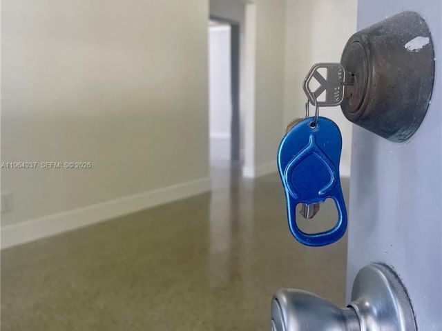 Home for rent at 1329 NE 16th Ave 0 - photo 7482650