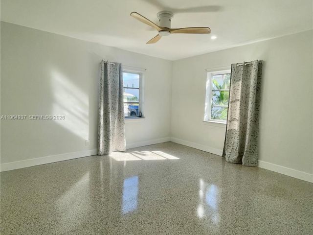 Home for rent at 1329 NE 16th Ave 0 - photo 7482652