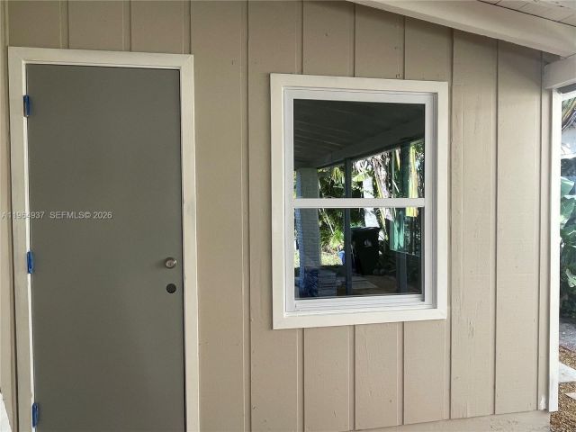 Home for rent at 1329 NE 16th Ave 0 - photo 7482654