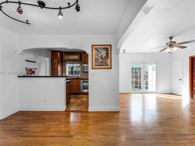 Home for sale at 4220 SW 13th St - photo 7428269