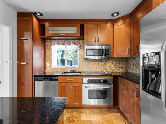 Home for sale at 4220 SW 13th St - photo 7428270