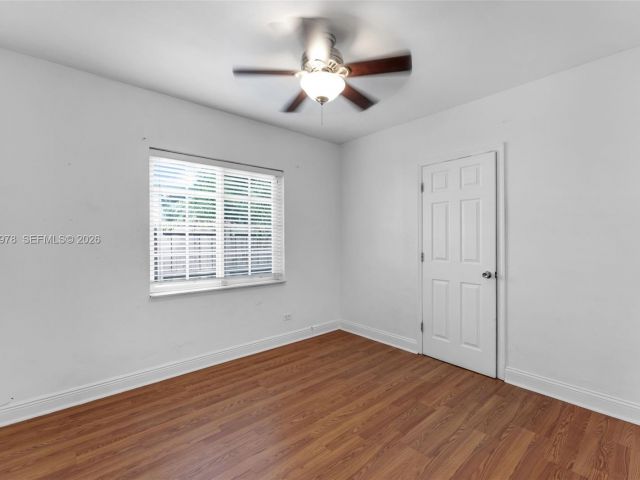 Home for sale at 4220 SW 13th St - photo 7428277