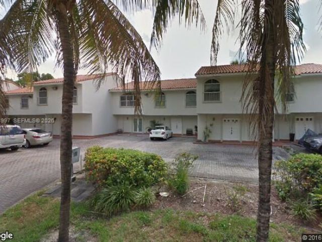 Home for rent at 16529 NE 26th Ave 4A - photo 7428096