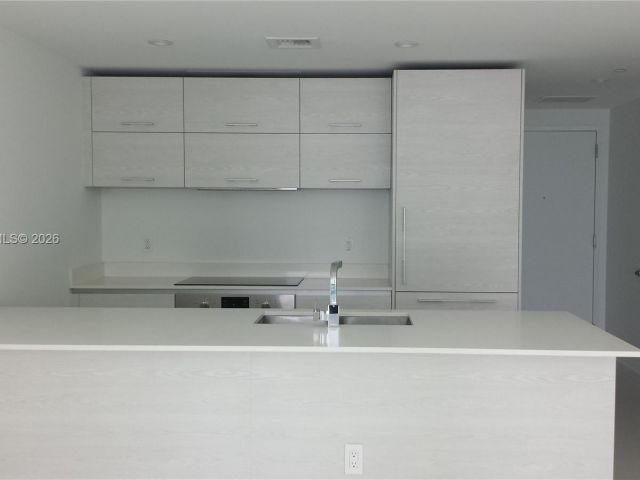 Apartment for sale  Unit #1503 - photo 7429385