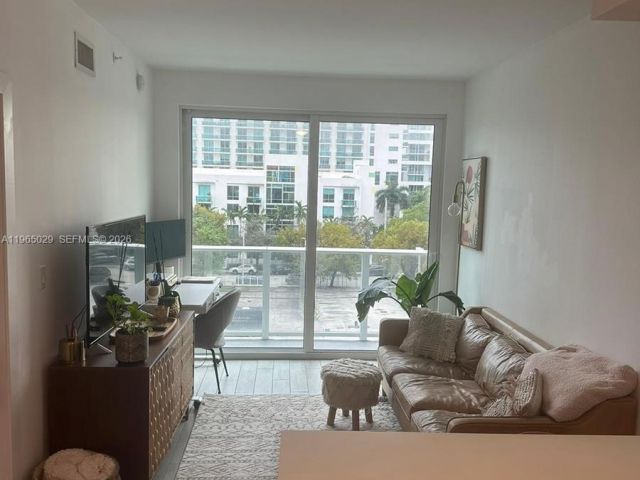 Apartment for sale  Unit #511 - photo 7429642