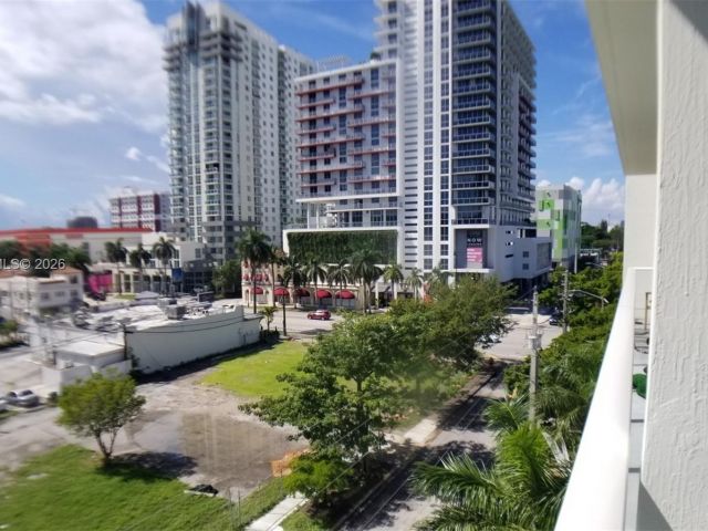 Apartment for sale  Unit #511 - photo 7429650