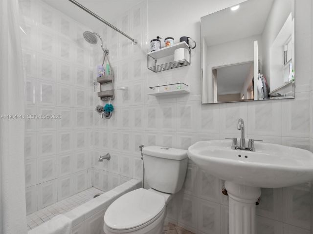 Home for sale at 16321 SW 102nd Pl - photo 7428260