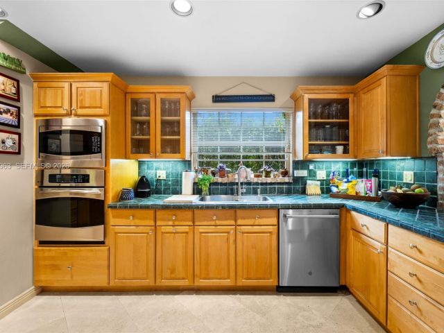 Home for sale at 1255 Algardi Ave - photo 7471066