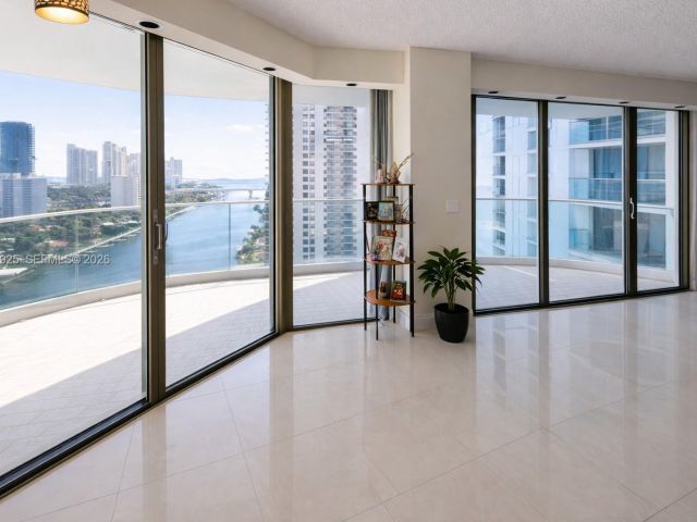 Apartment for sale  Unit #20G - photo 7428764