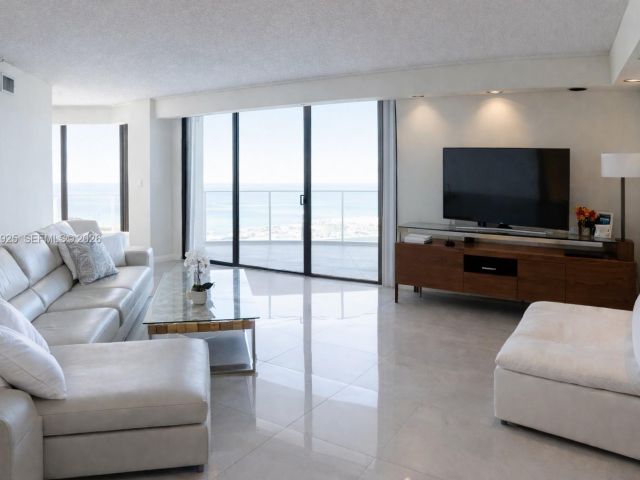 Apartment for sale  Unit #20G - photo 7428765