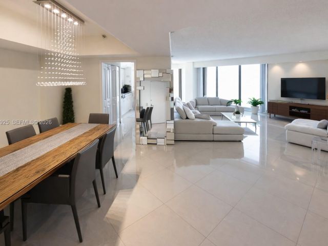 Apartment for sale  Unit #20G - photo 7428766