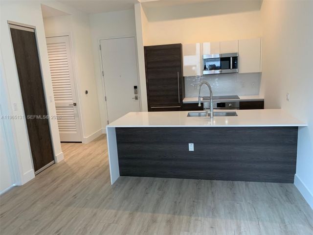 Apartment for rent  Unit #206 - photo 7476029