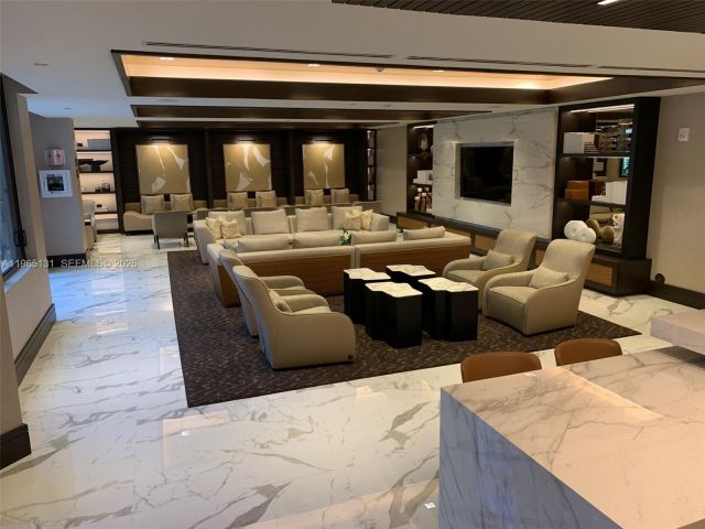 Apartment for rent  Unit #206 - photo 7476044