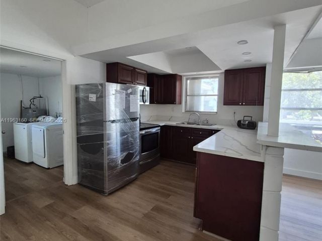 Home for sale at 1711 NW 27th Ter - photo 7428331