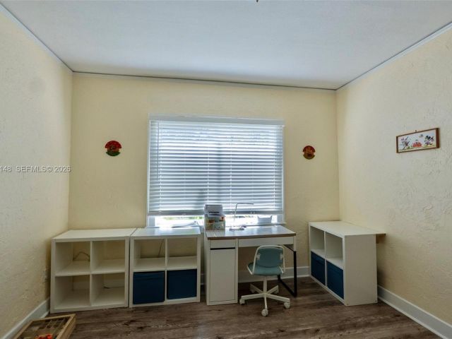 Home for rent at 906 Genoa St - photo 7434054