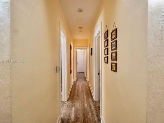 Home for rent at 906 Genoa St - photo 7434060