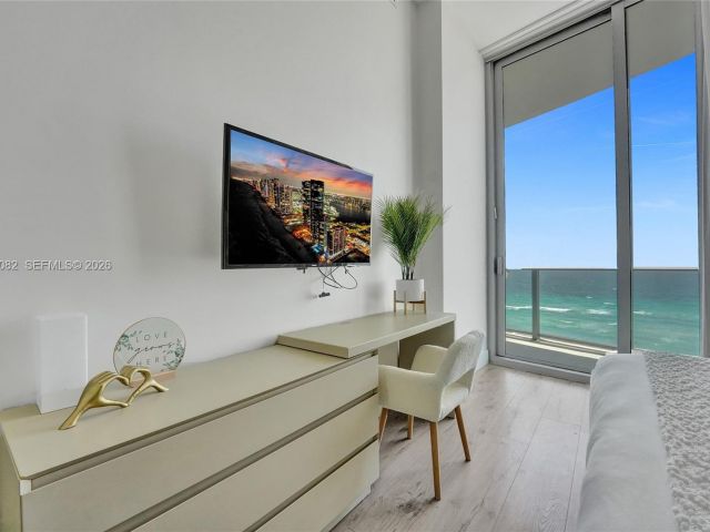 Apartment for sale  Unit #603 - photo 7429321