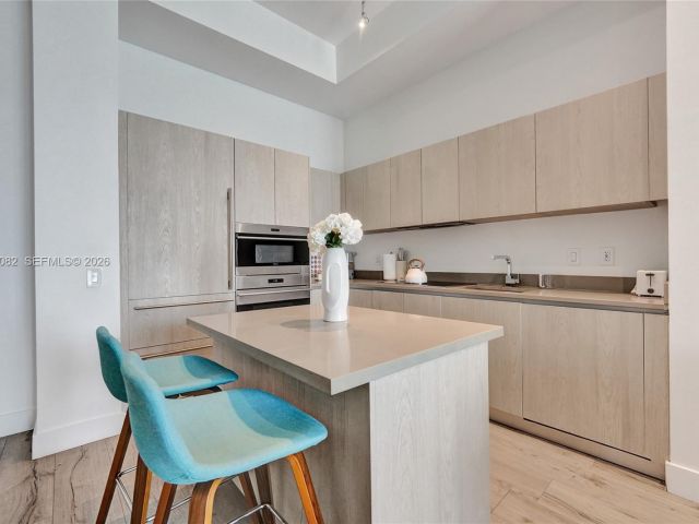 Apartment for sale  Unit #603 - photo 7429325