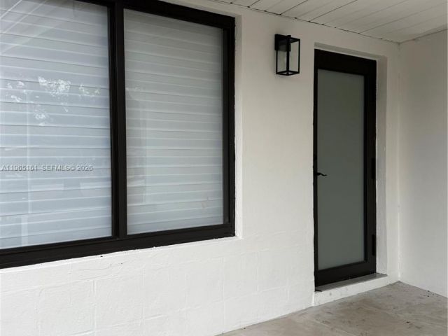 Home for sale at 12615 N Miami Ave - photo 7436178