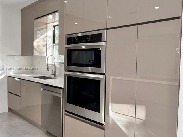 Home for sale at 12615 N Miami Ave - photo 7436189