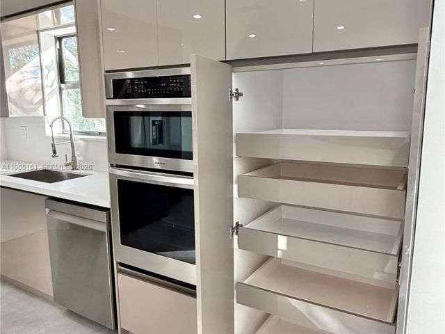 Home for sale at 12615 N Miami Ave - photo 7436193